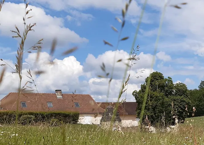 Gites Le Clos De Lamie Avec 2 Piscines Privees